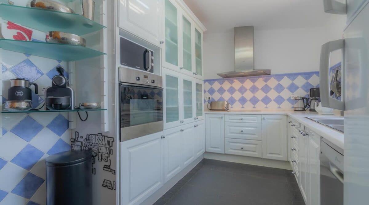 Prado - Beautiful Beachfront Albufeira